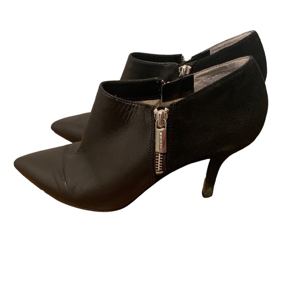 Michael Kors black leather pointed toe zip up stiletto ankle boots booties sz 8 - Picture 2 of 9